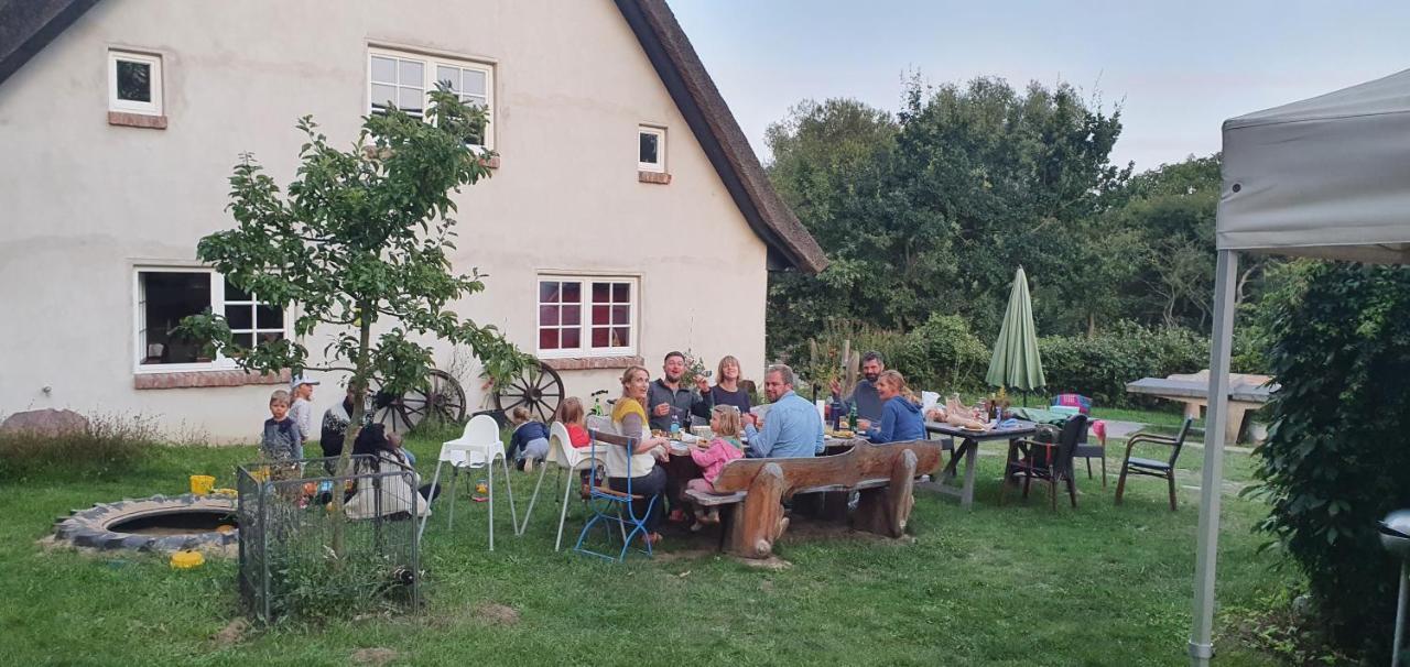 App. Tueddelkroms, 2-3 Pers., In Traumhafter Alleinlage, Naehe Binz Zirkow Extérieur photo